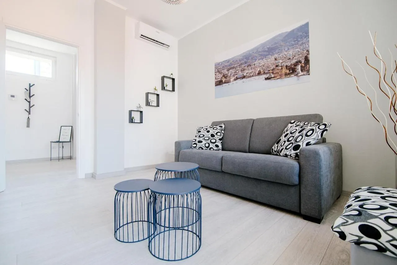 Bright Home - The House Of Travelers Como