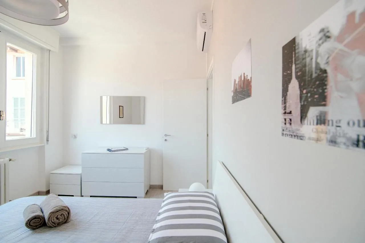 Bright Home - The House Of Travelers Como